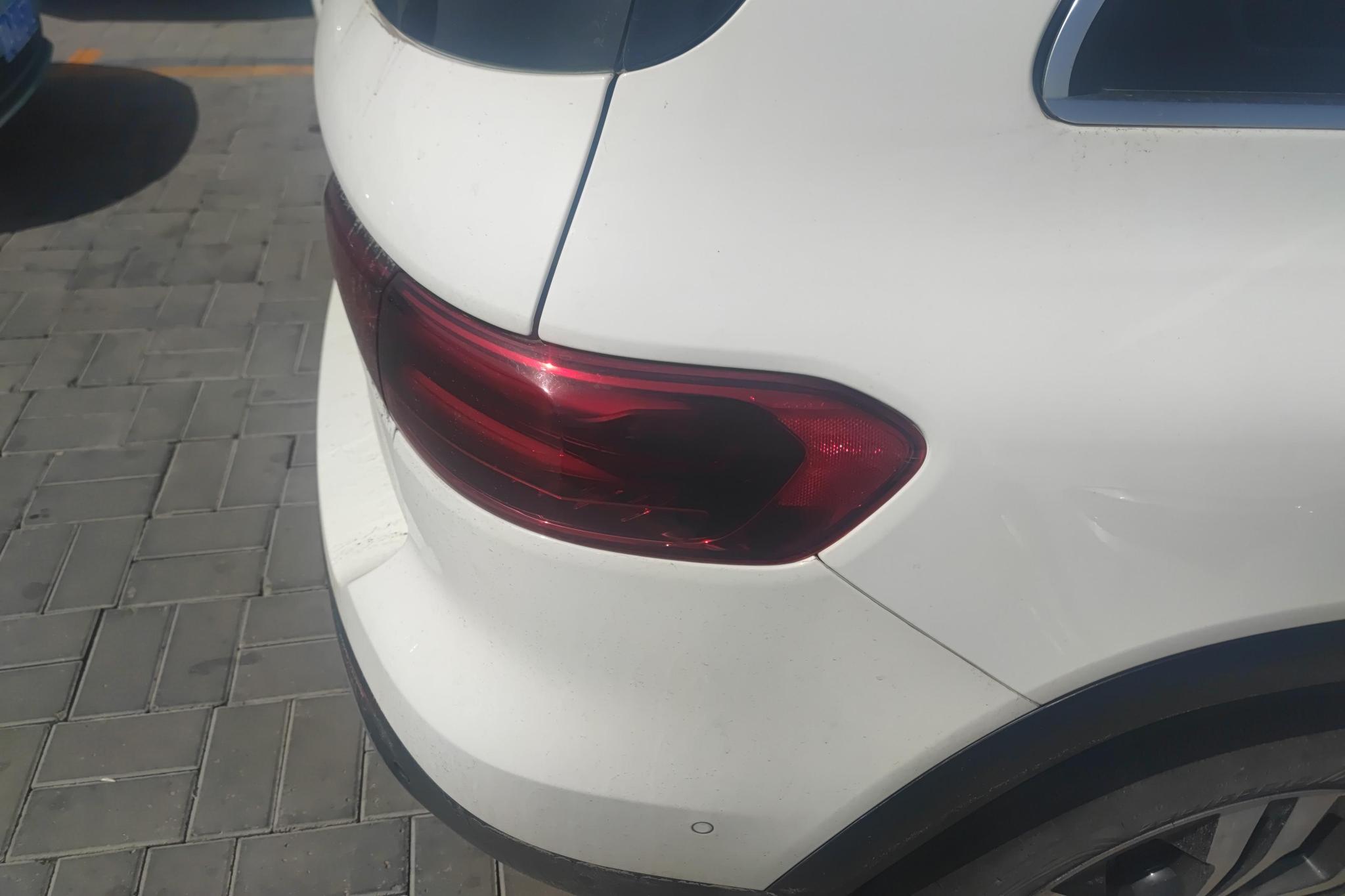 Mercedes-Benz GLB 2023 GLB 200