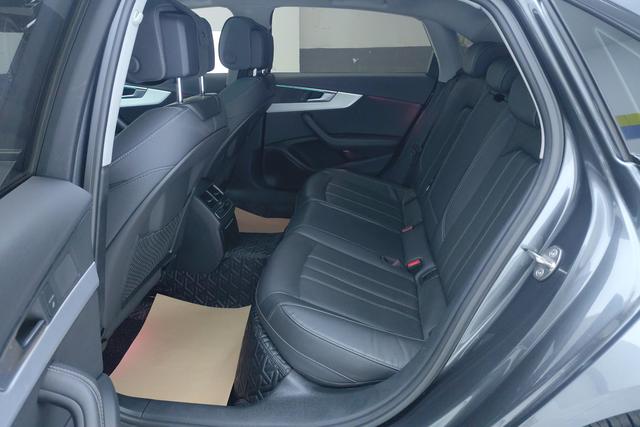 Audi A4L 2022 40 TFSI — фото 16
