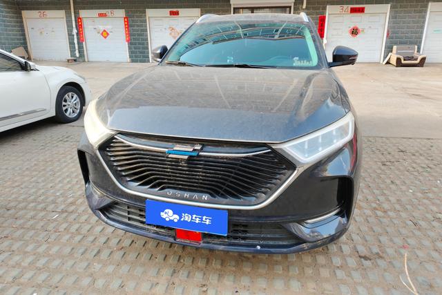 Changan Auchan X7 2020 1.5 T ATPremium — фото 2