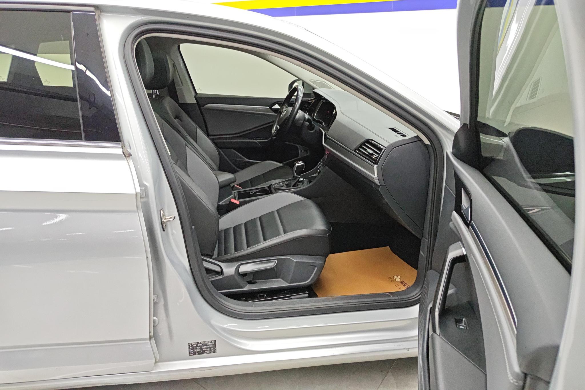 Volkswagen Sagitar 2021 280TSI DSG Comfort Smart Connect