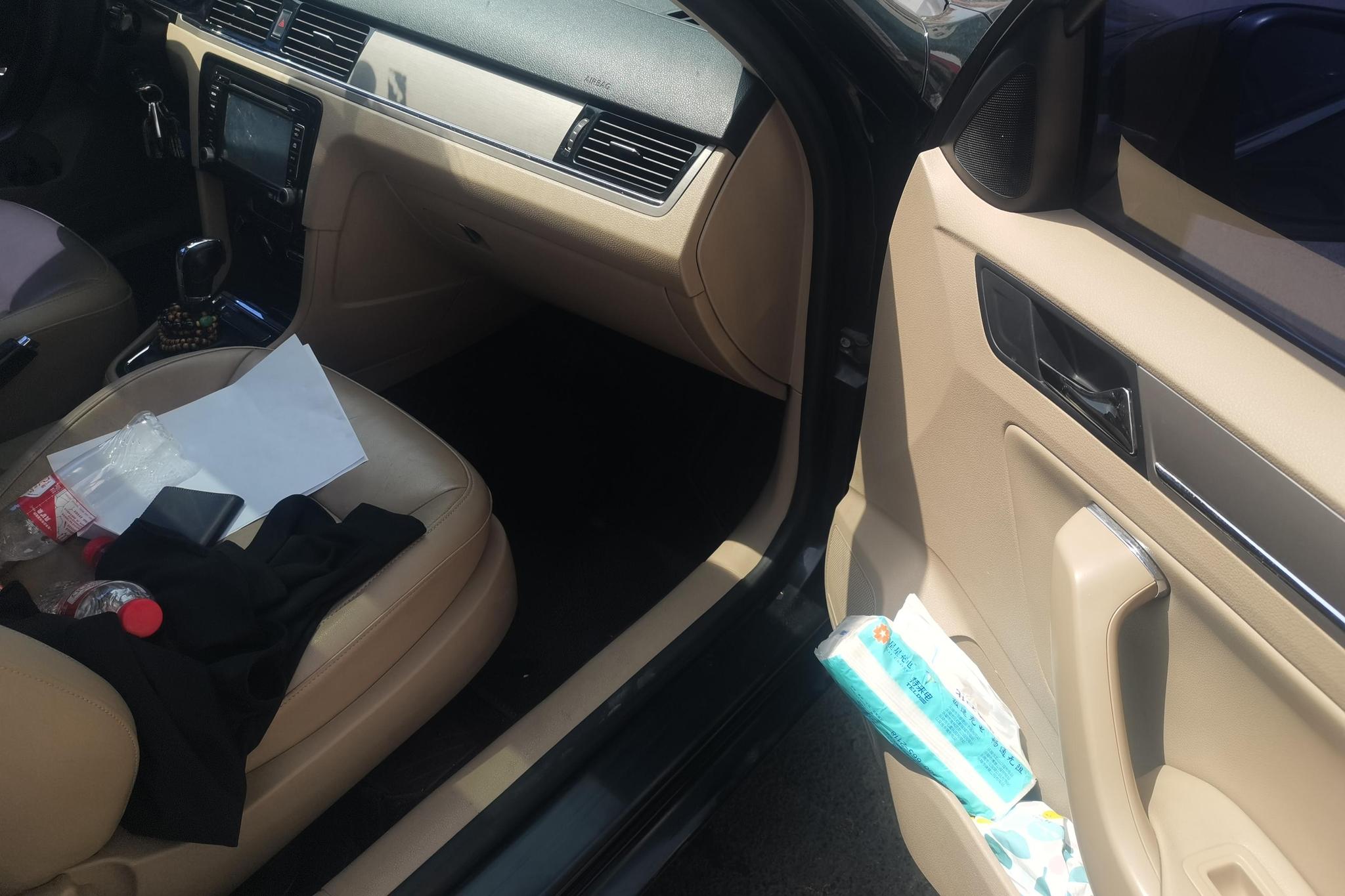 Volkswagen Bora 2013 1.6L AT Fashion