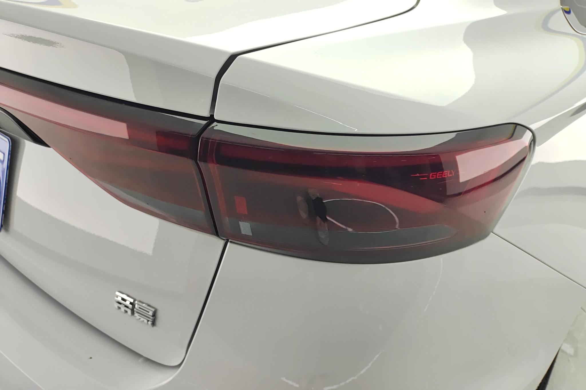 Geely Emgrand 2025 4 1.5L CVT Luxury