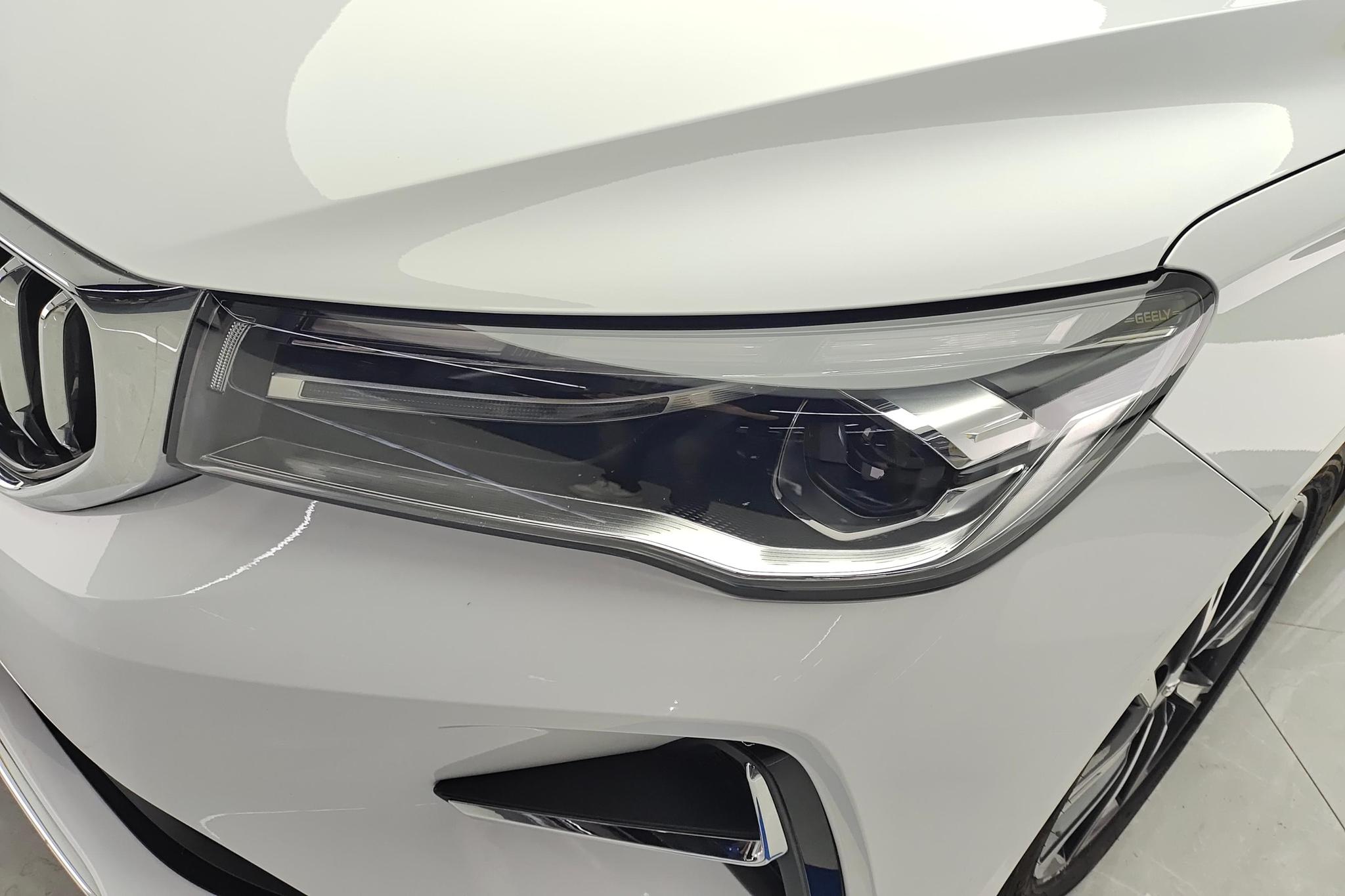 Geely Emgrand 2025 4 1.5L CVT Luxury