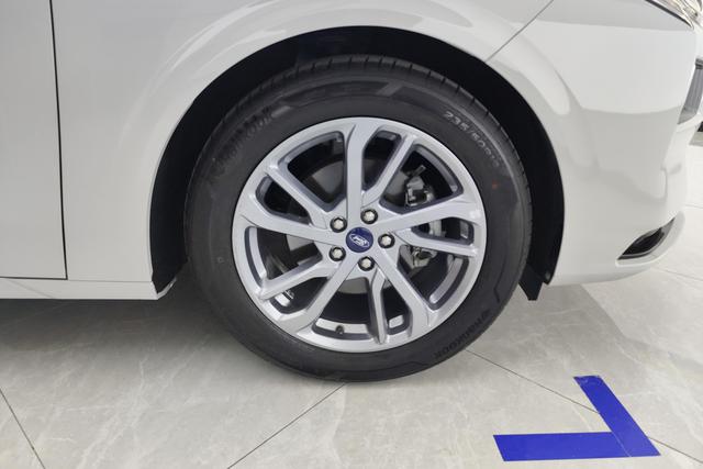 Ford Mondeo 2023 Eco Boost 180 Luxury — фото 7