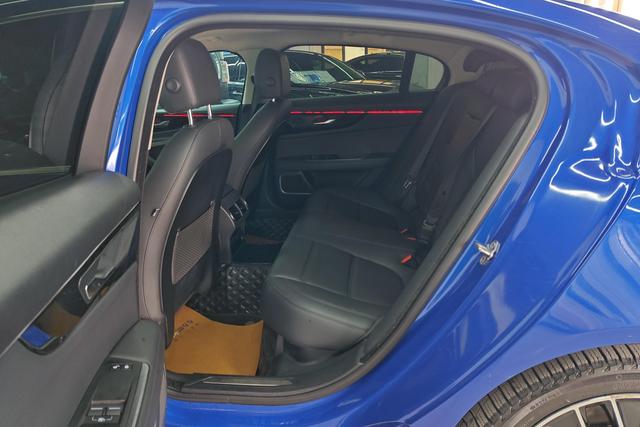 Jaguar XEL 2020 2.0 T 200 PS S — фото 16
