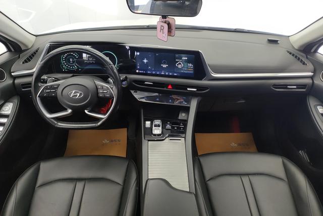 Hyundai Sonata 2020 270 TGDi GLS DCT — фото 13
