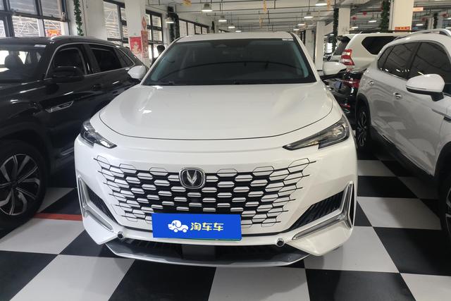 Changan UNI-K i DD 2022 i DD 1.5 T 130km Premium — фото 2