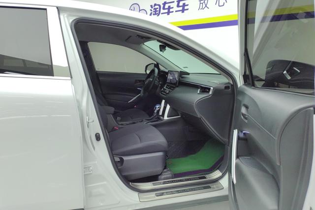Toyota Corolla Cross 2023 2.0 L — фото 15