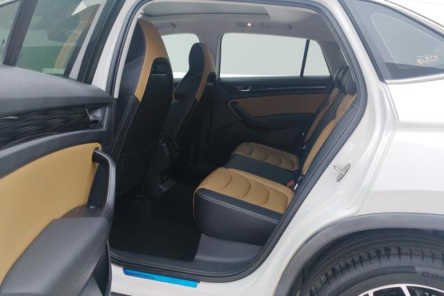 Skoda GT 2019 TSI 330 2 WD VI — фото 16