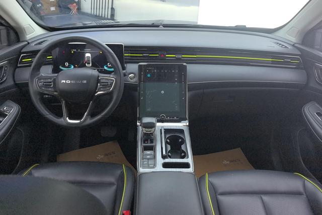 Roewe RX5 2021 PLUS 330 TGI AT — фото 12