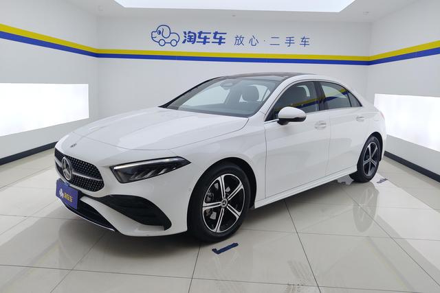 Mercedes Benz A-Class 2021 — фото 1