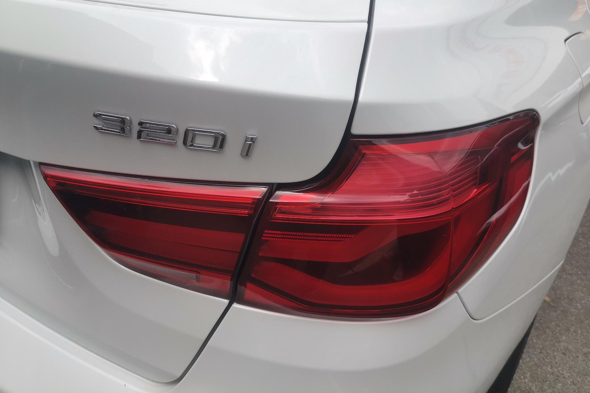 BMW 3 Series GT 3 GT 2018 320i Fashion