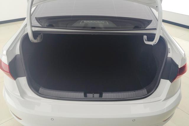 Volkswagen Sagitar 2020 280 TSI DSGComfort VI — фото 17