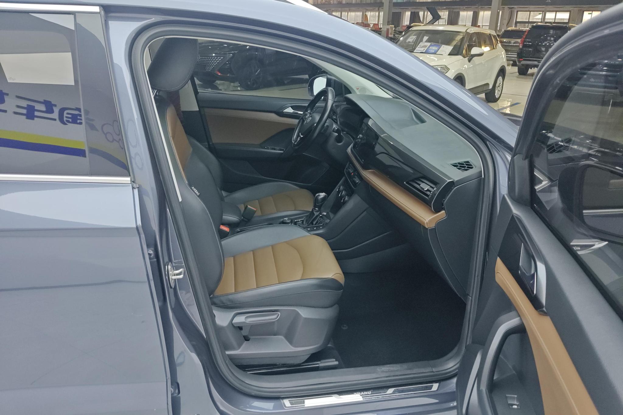 Volkswagen Tharu 2019 330TSI Flagship VI