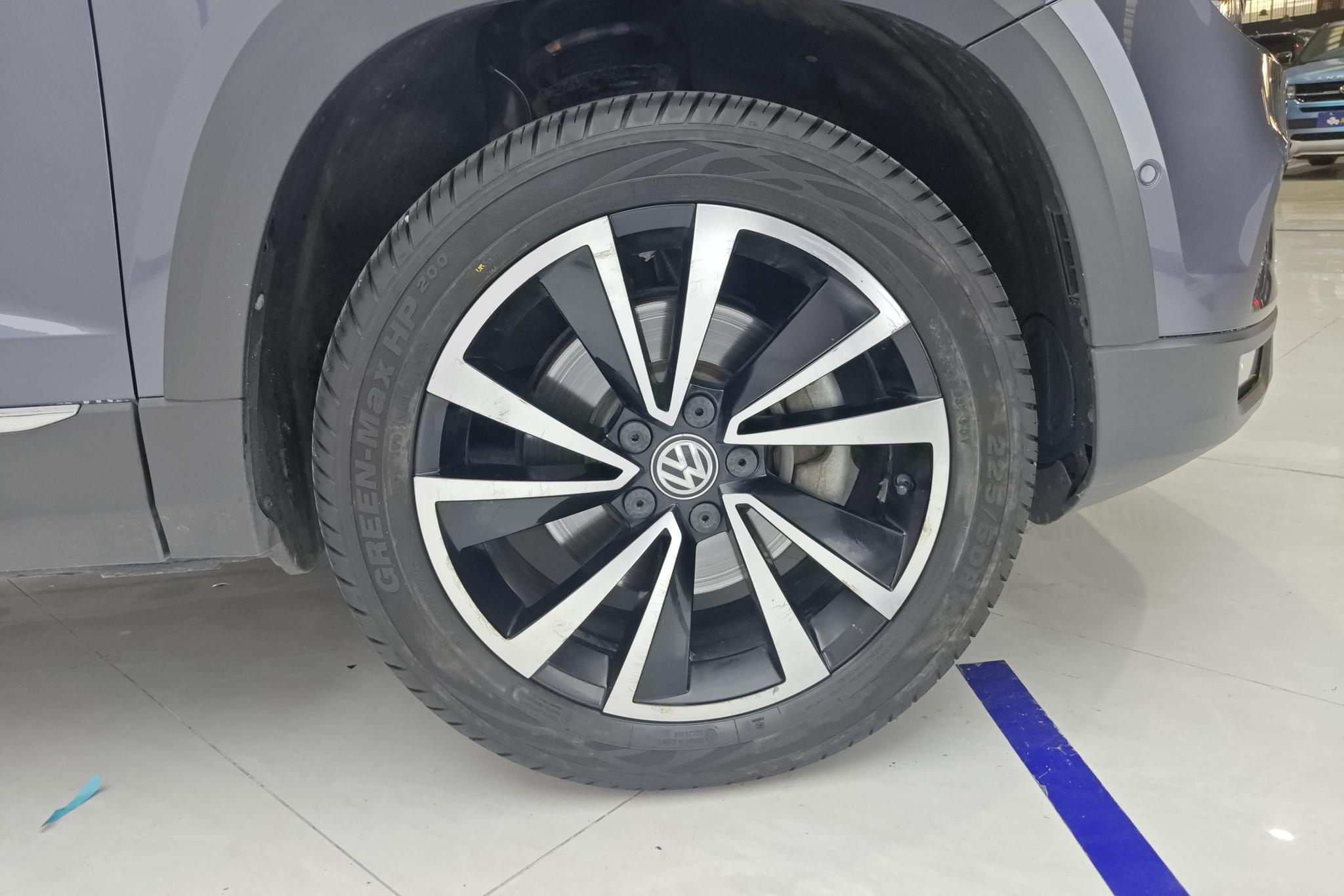 Volkswagen Tharu 2019 330TSI Flagship VI