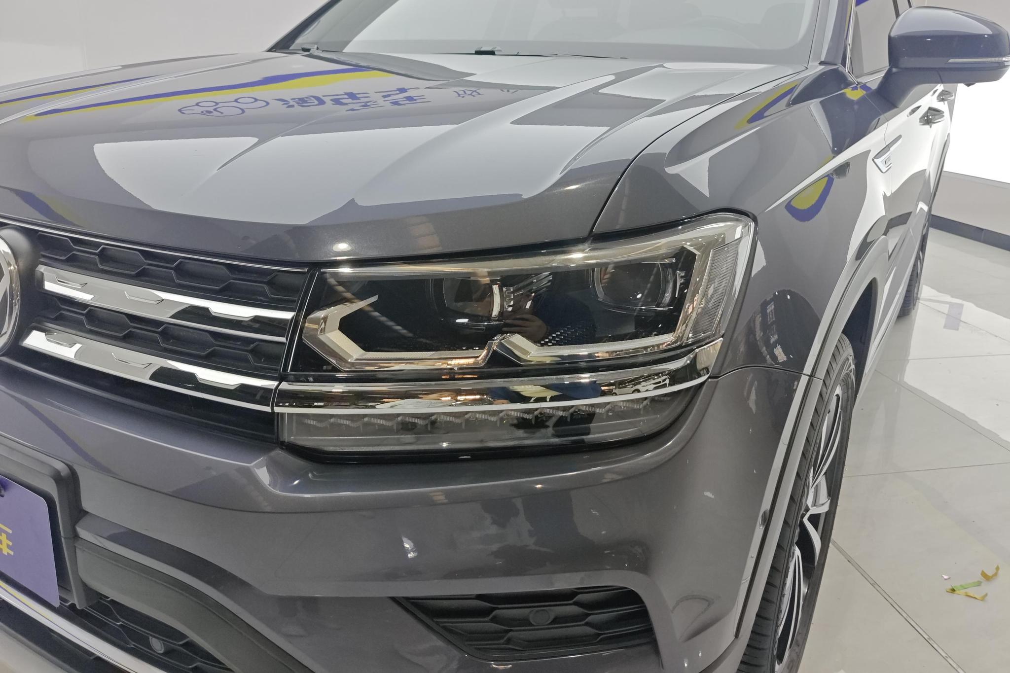 Volkswagen Tharu 2019 330TSI Flagship VI