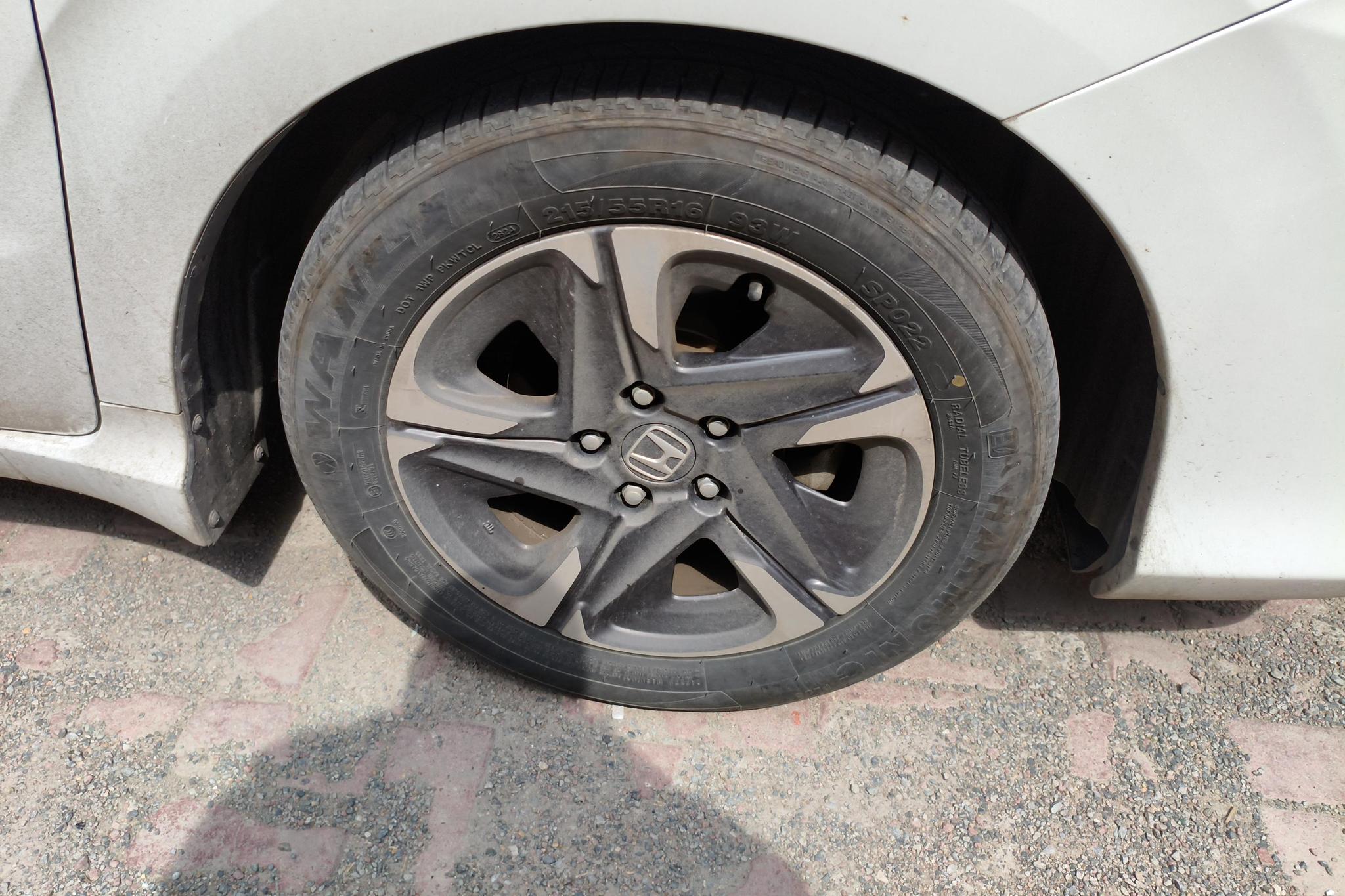 Honda Envix 2019 180Turbo CVT V