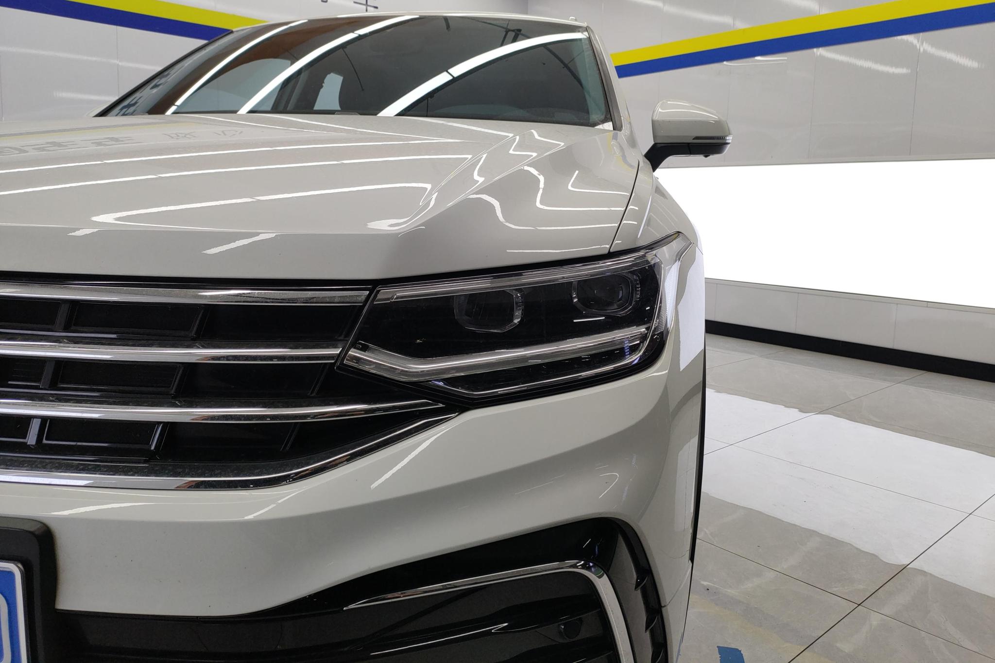 Volkswagen Tiguan L L 2024 330TSI R-Line