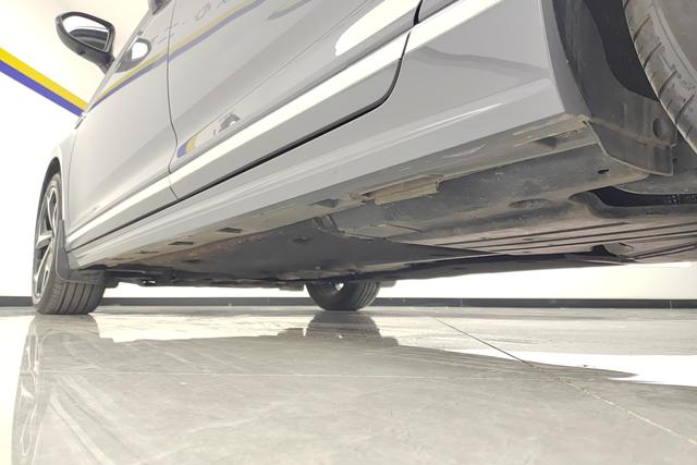 Volkswagen Magotan 2023 200 330 TSI DSGLuxury — фото 7