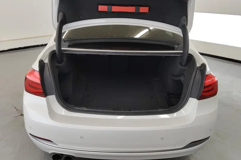 BMW 3 Series — фото 13