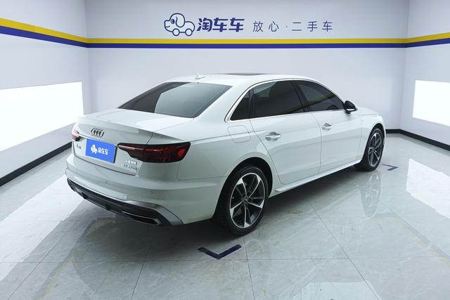 Audi A4L 2022 40 TFSI — фото 3