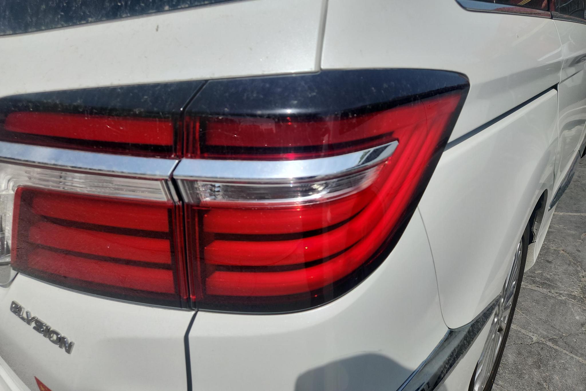 Honda Elysion 2016 2.4L