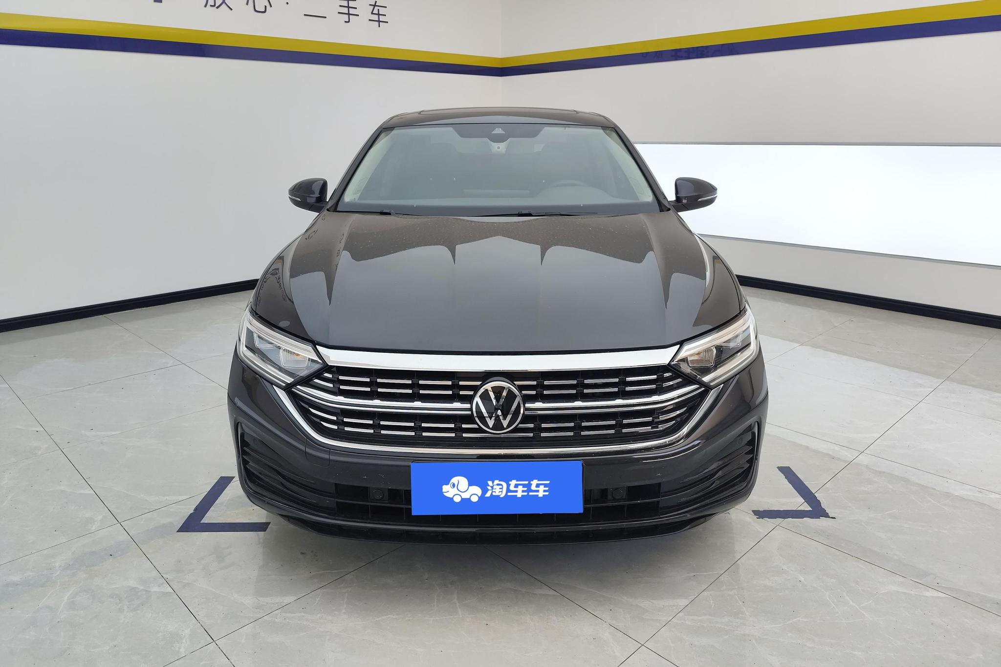 Volkswagen Sagitar 2025 300TSI DSG