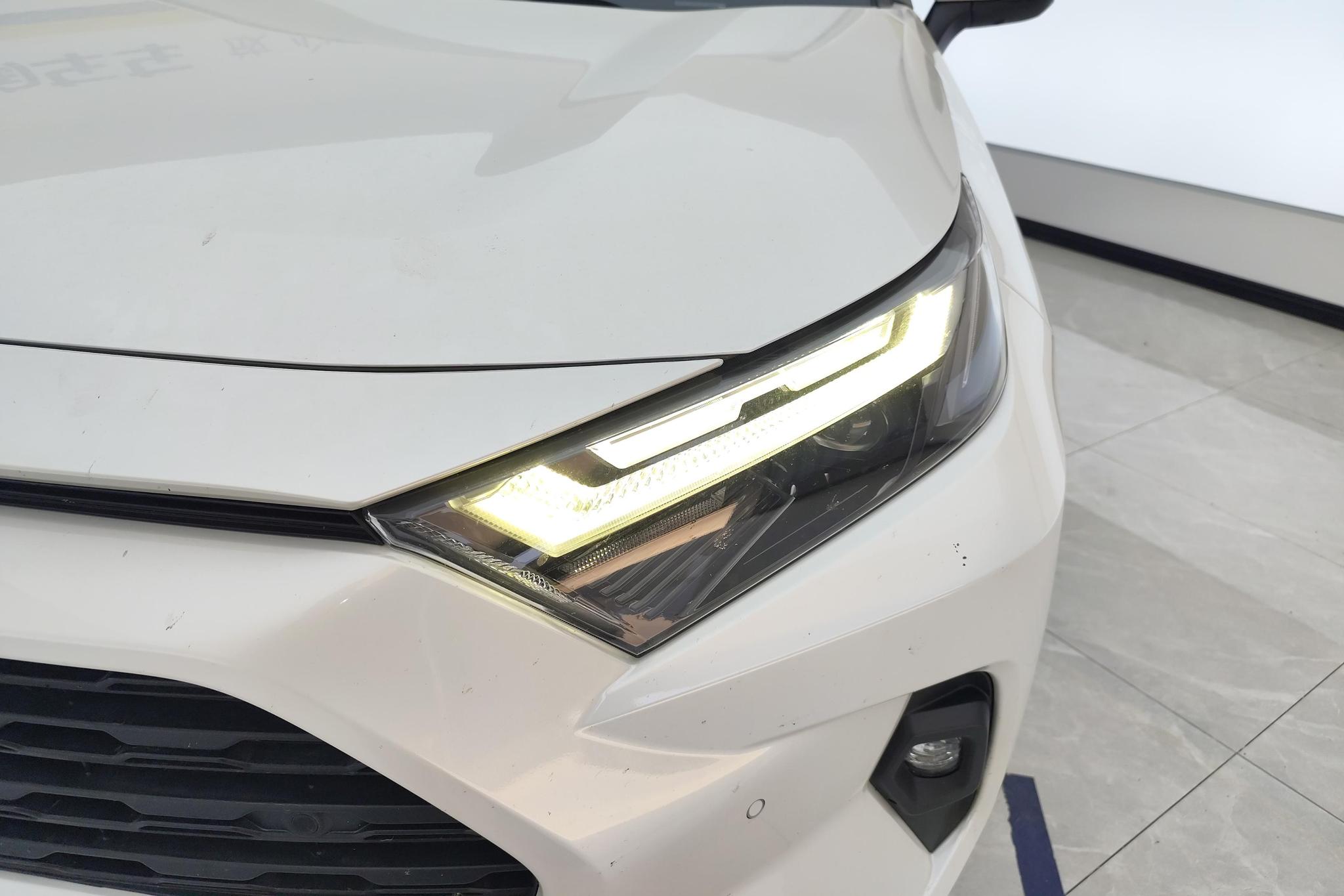 Toyota RAV4 2023 2.5L E-CVT Elite PLUS