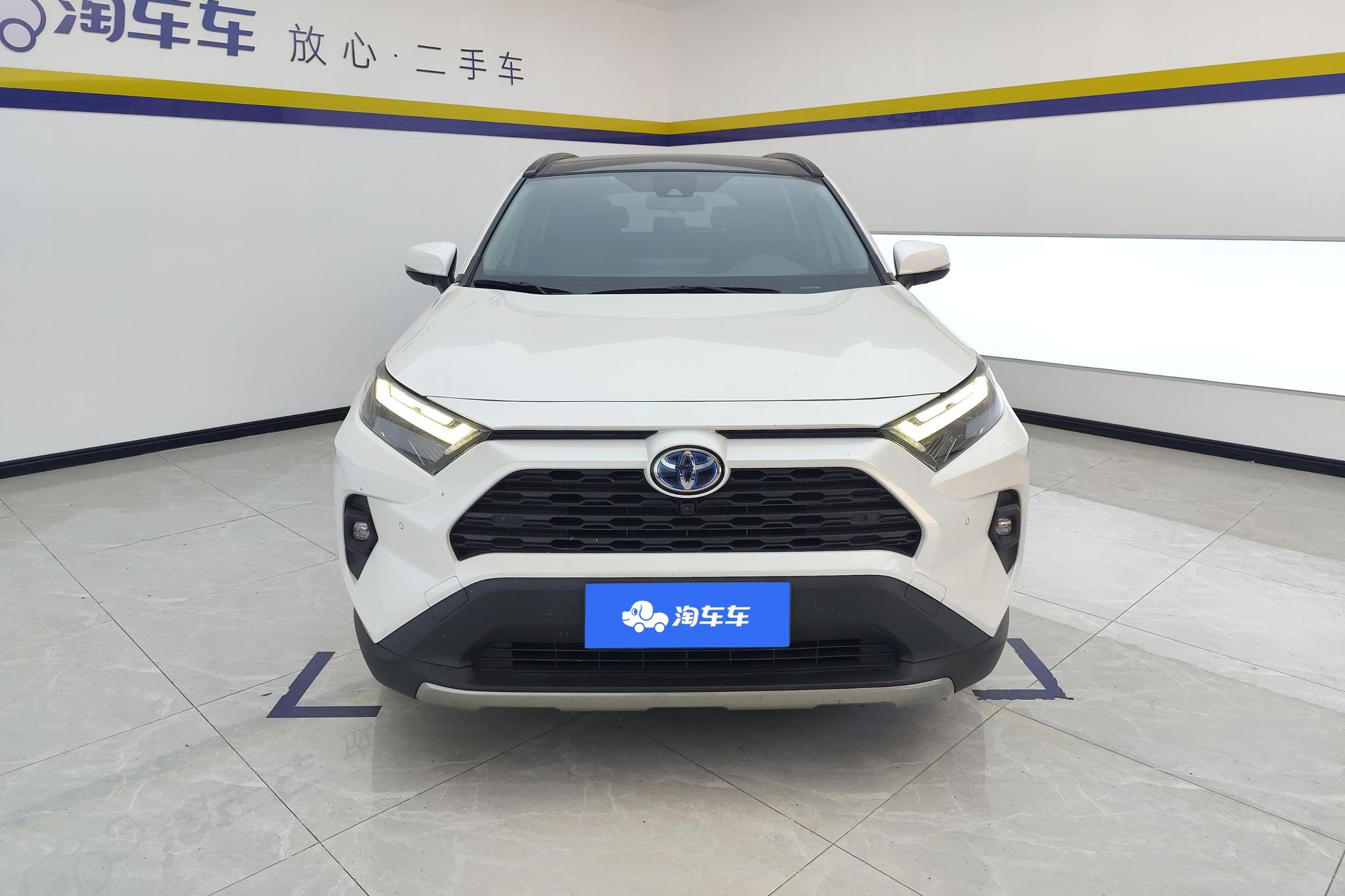 Toyota RAV4 2023 2.5L E-CVT Elite PLUS