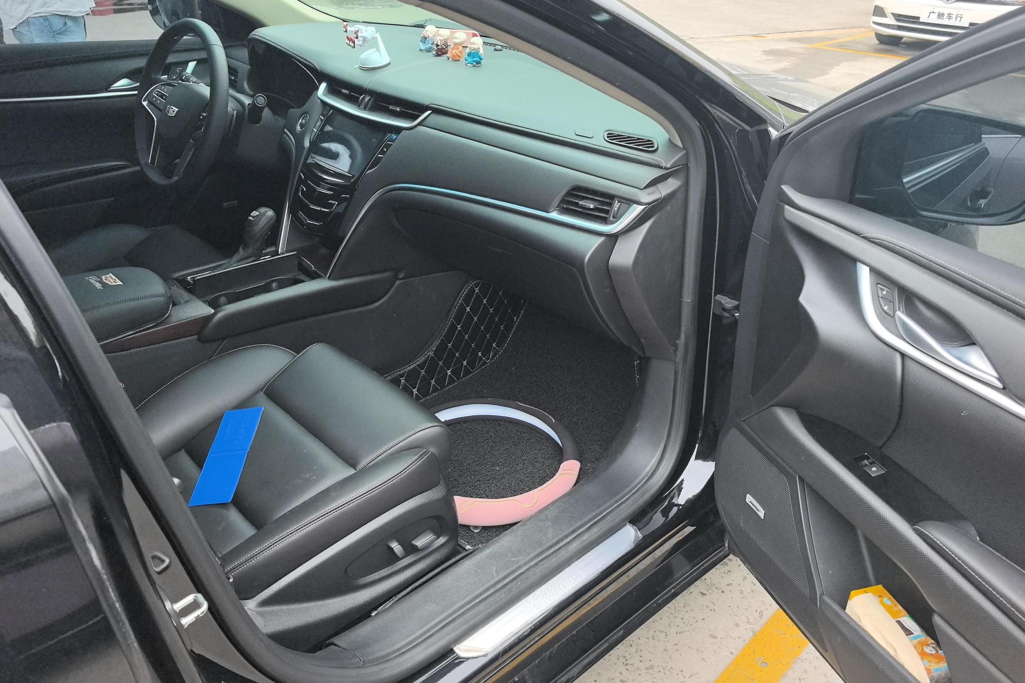 Cadillac XTS 2018 28T