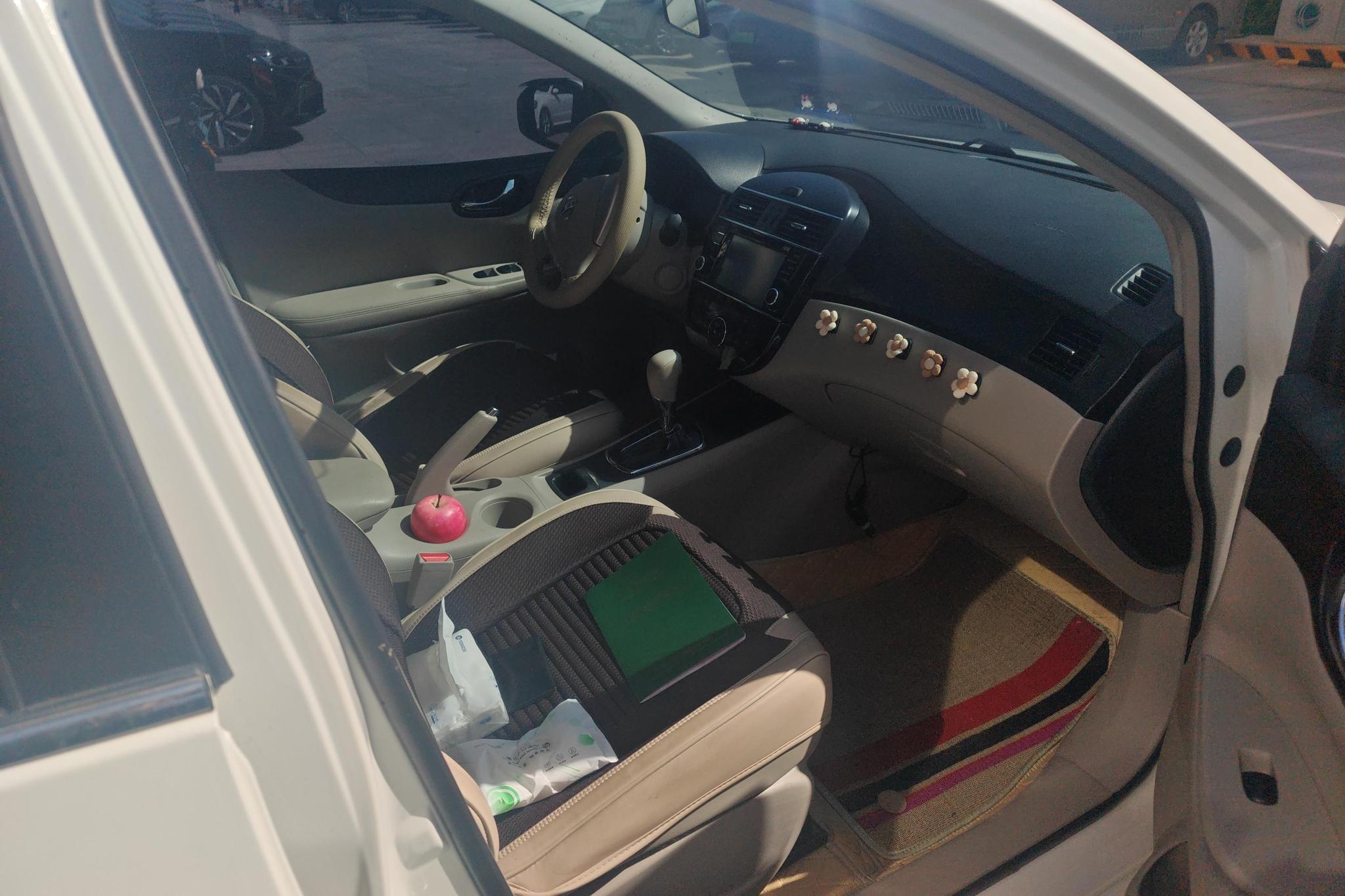 Nissan Tiida 2014 1.6L CVT