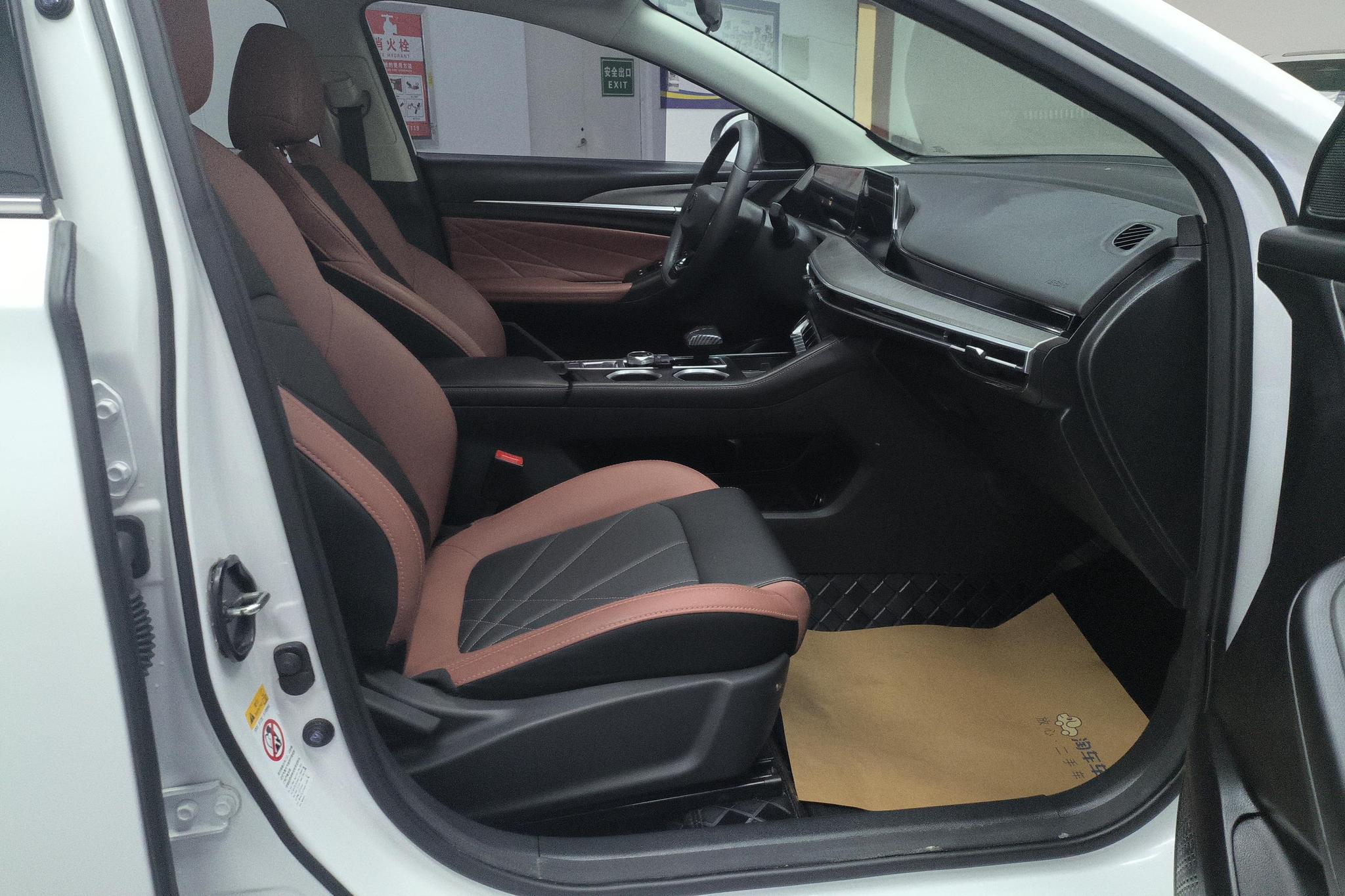 Changan Eado 2023 PLUS Enjoy NE 1.4T GDI DCT Luxury