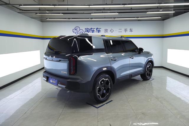 BAIC BJ30 2024 1.5 T DHT 4 WD — фото 3