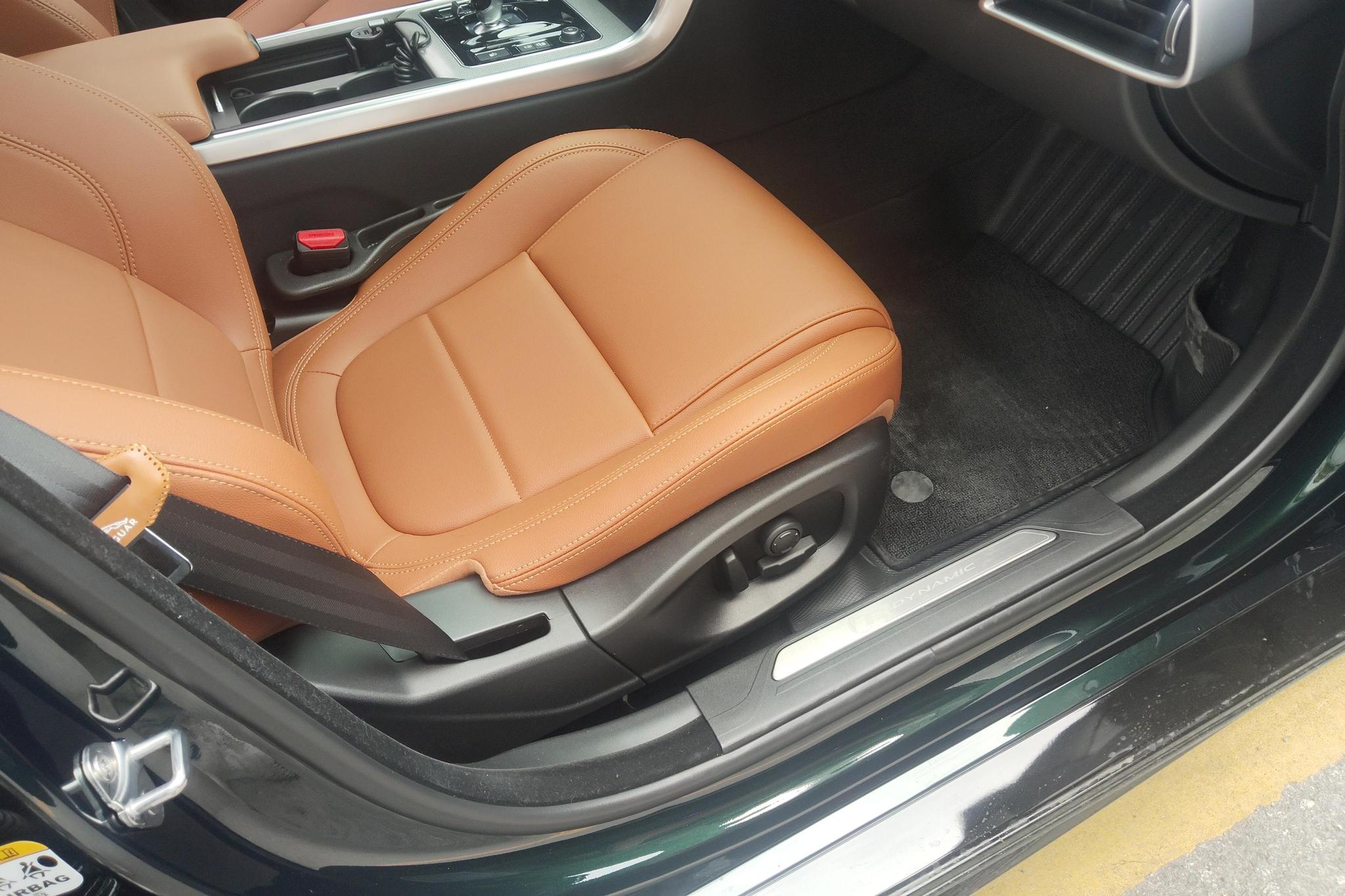 Jaguar XEL 2025 2.0T 250PS R-DYNAMIC 90