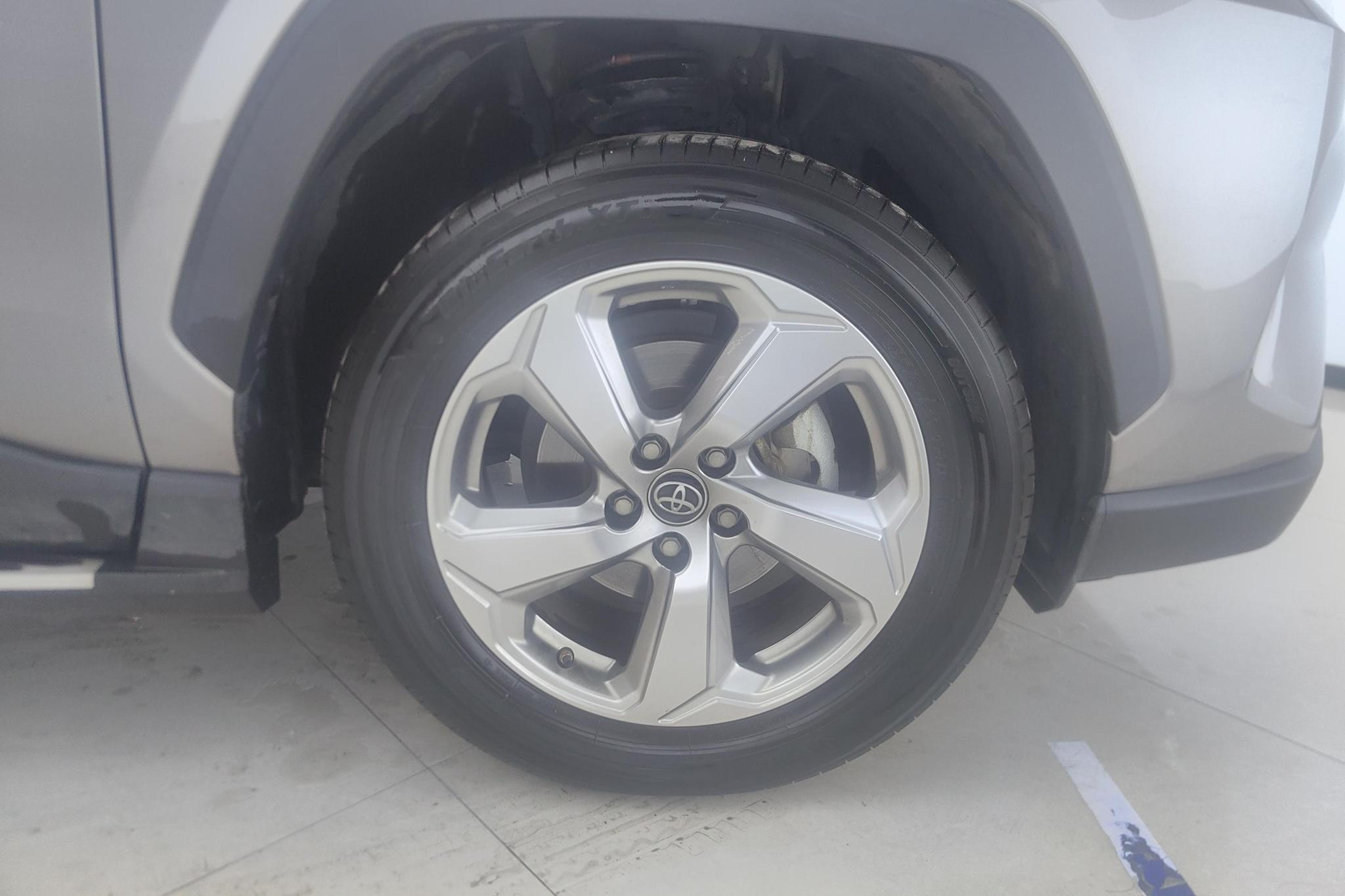 Toyota RAV4 2021 2.0L CVT