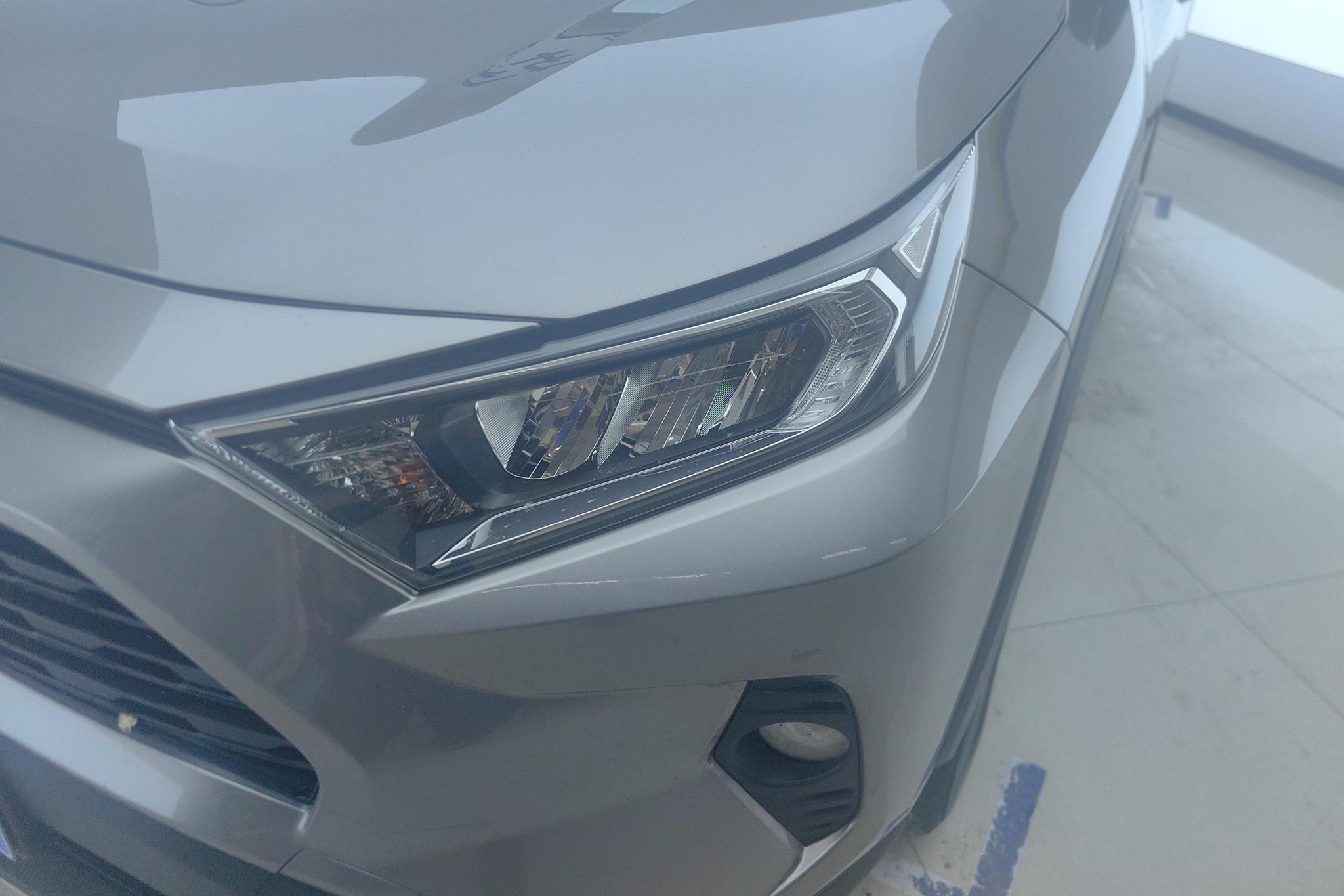 Toyota RAV4 2021 2.0L CVT