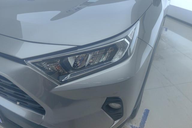Toyota RAV4 2021 2.0 L CVT 2 WD — фото 5