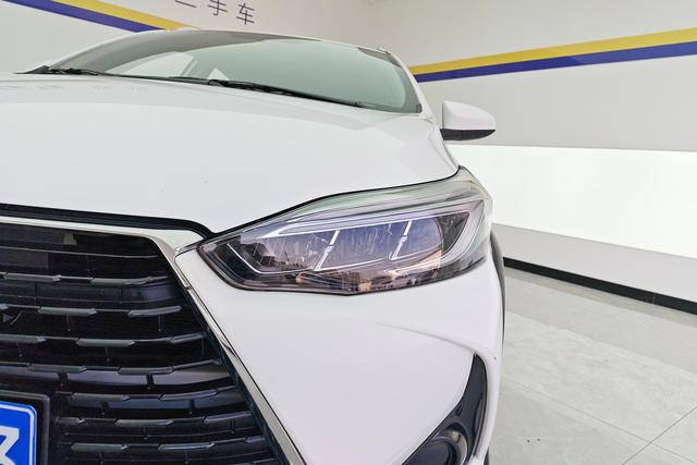 Toyota YARIS L 2020 X 1.5 L CVT — фото 4