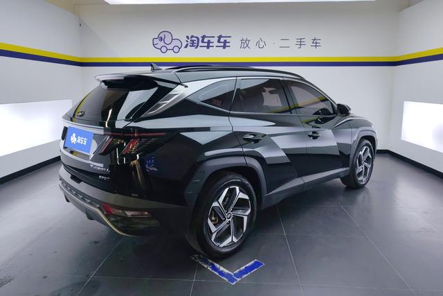 Hyundai Tucson 2023 L 1.5 T DLX 2 WD — фото 3