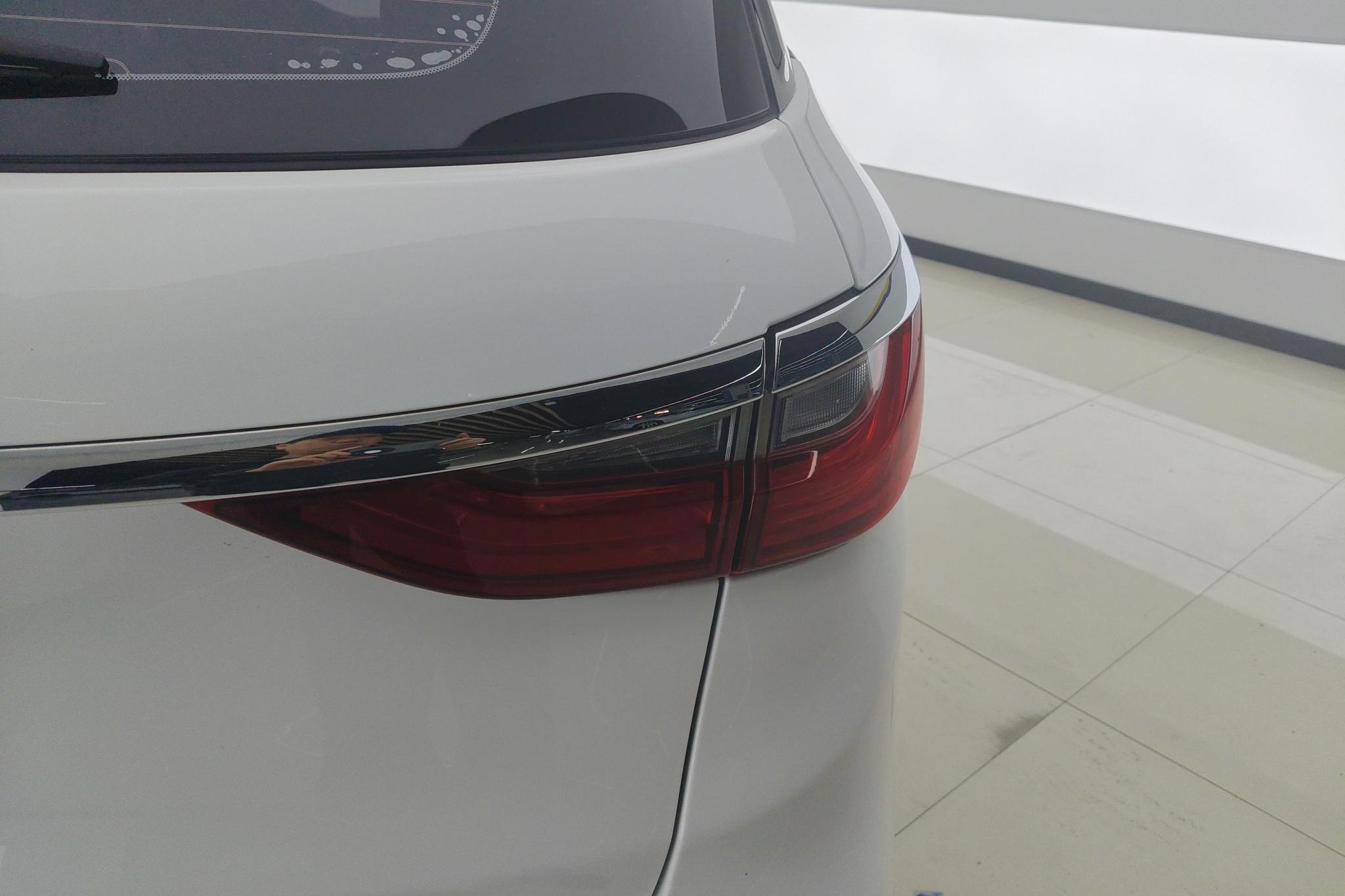 BYD Song MAX MAX 2017 1.5T AT Luxury 7 мест