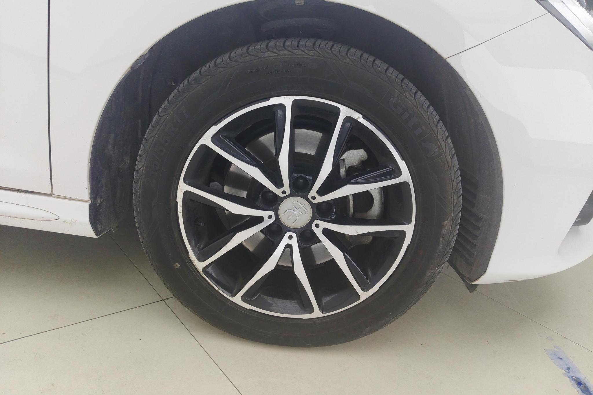 BYD Song MAX MAX 2017 1.5T AT Luxury 7 мест