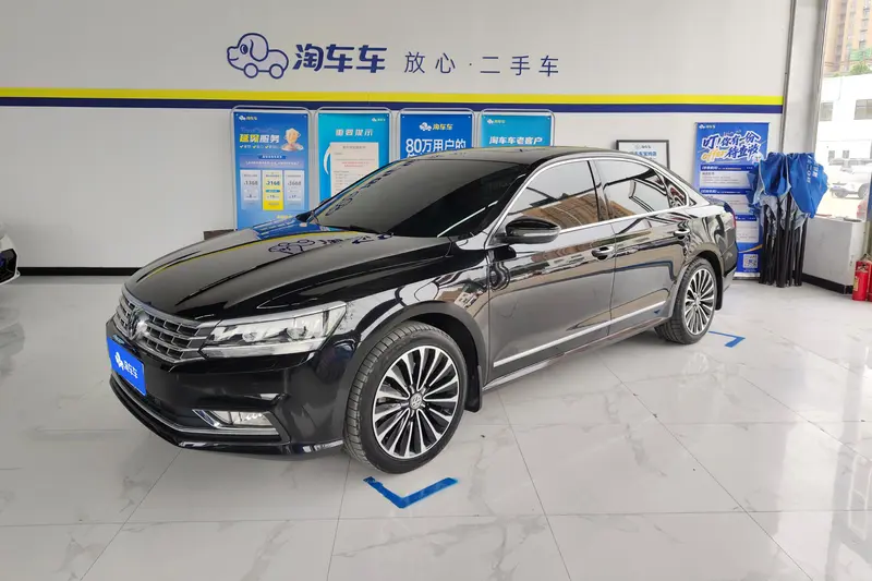 Volkswagen Passat — фото 1