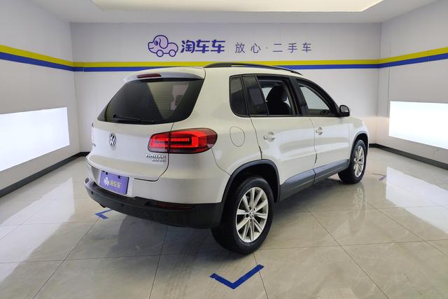 Volkswagen Tiguan 2016 280 TSI AT 2 WD — фото 3
