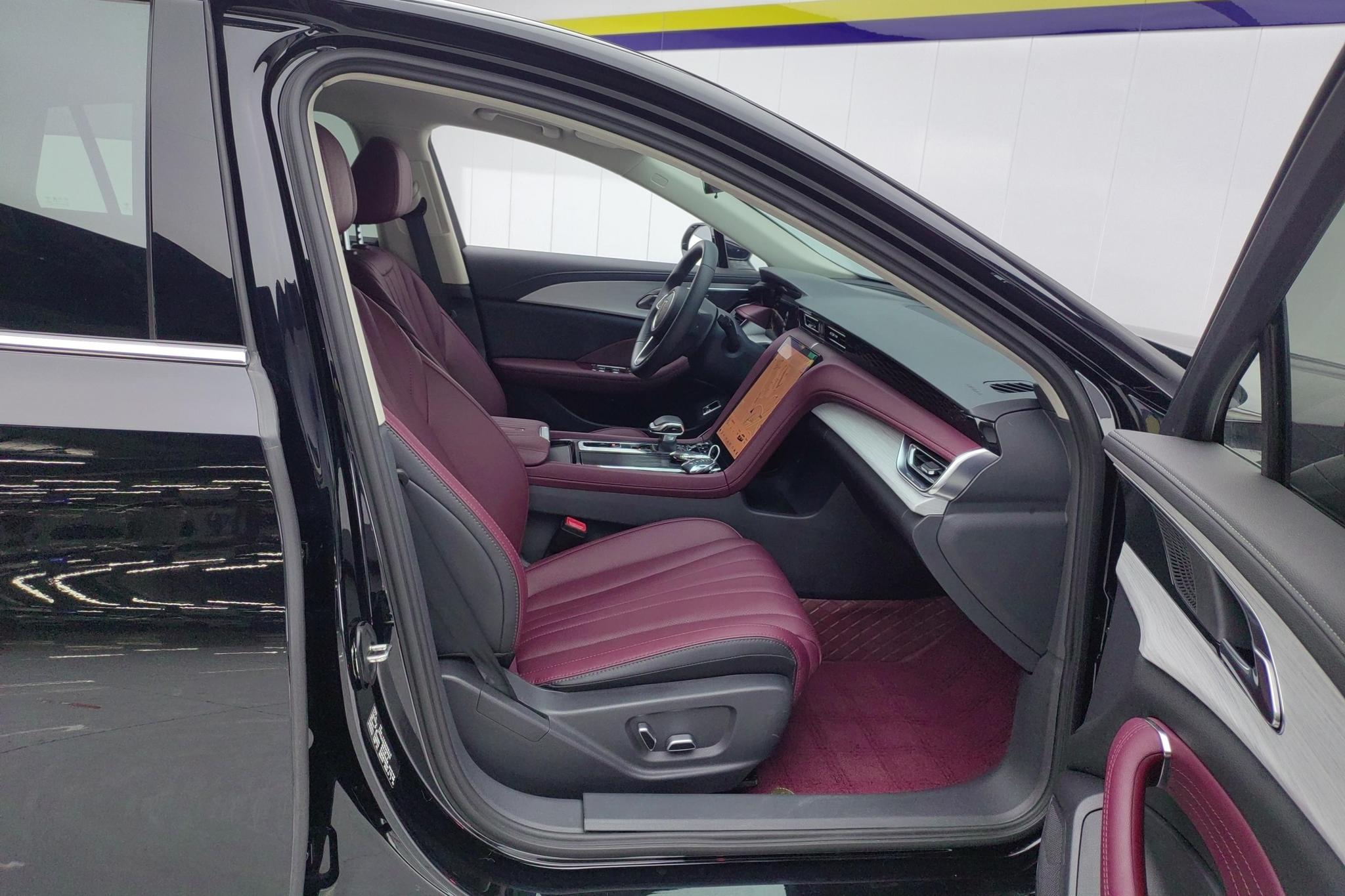 Hongqi H5 2025 1.5T DCT