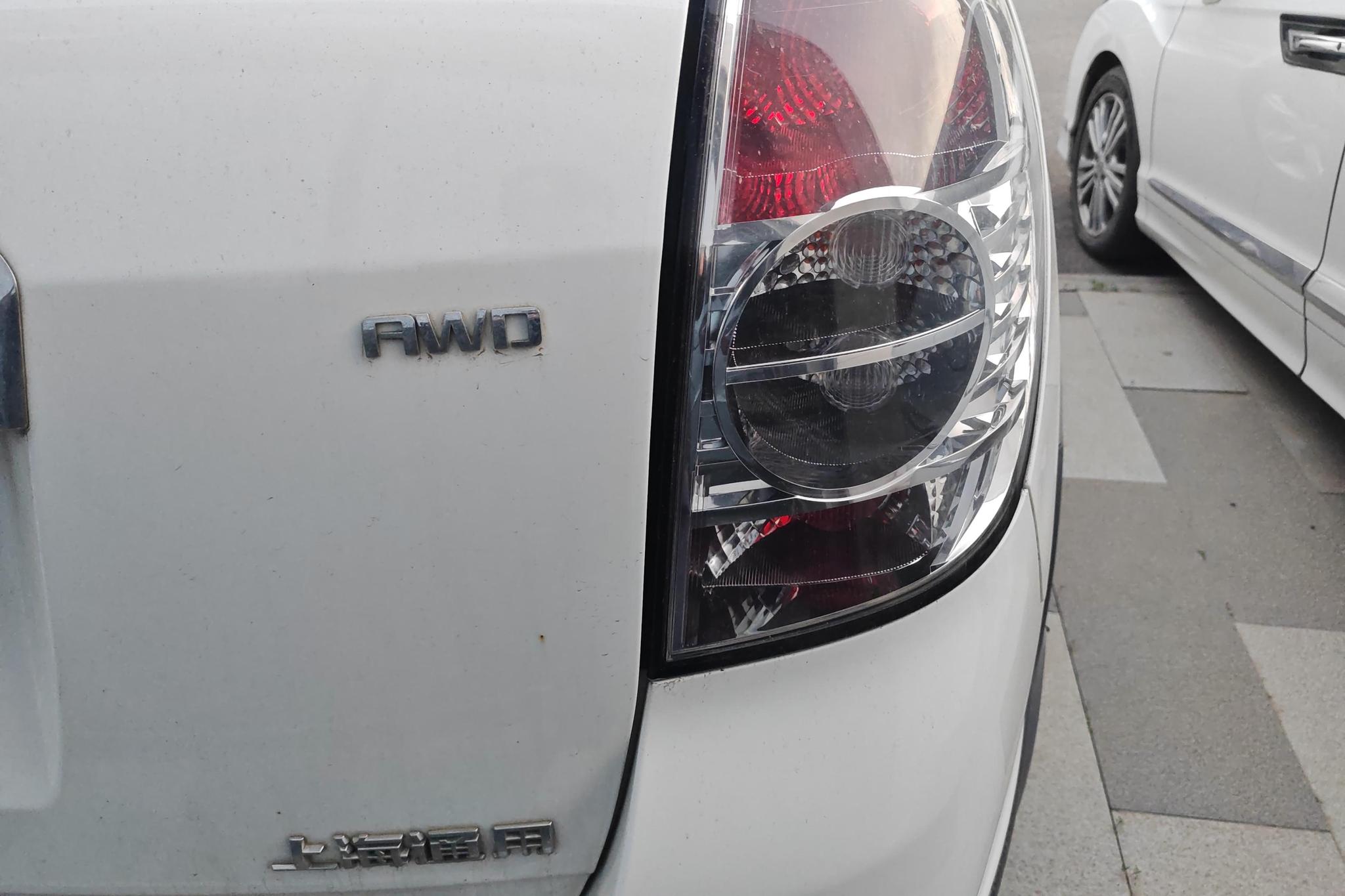 Chevrolet Captiva 2012 2.4L Flagship 7 мест