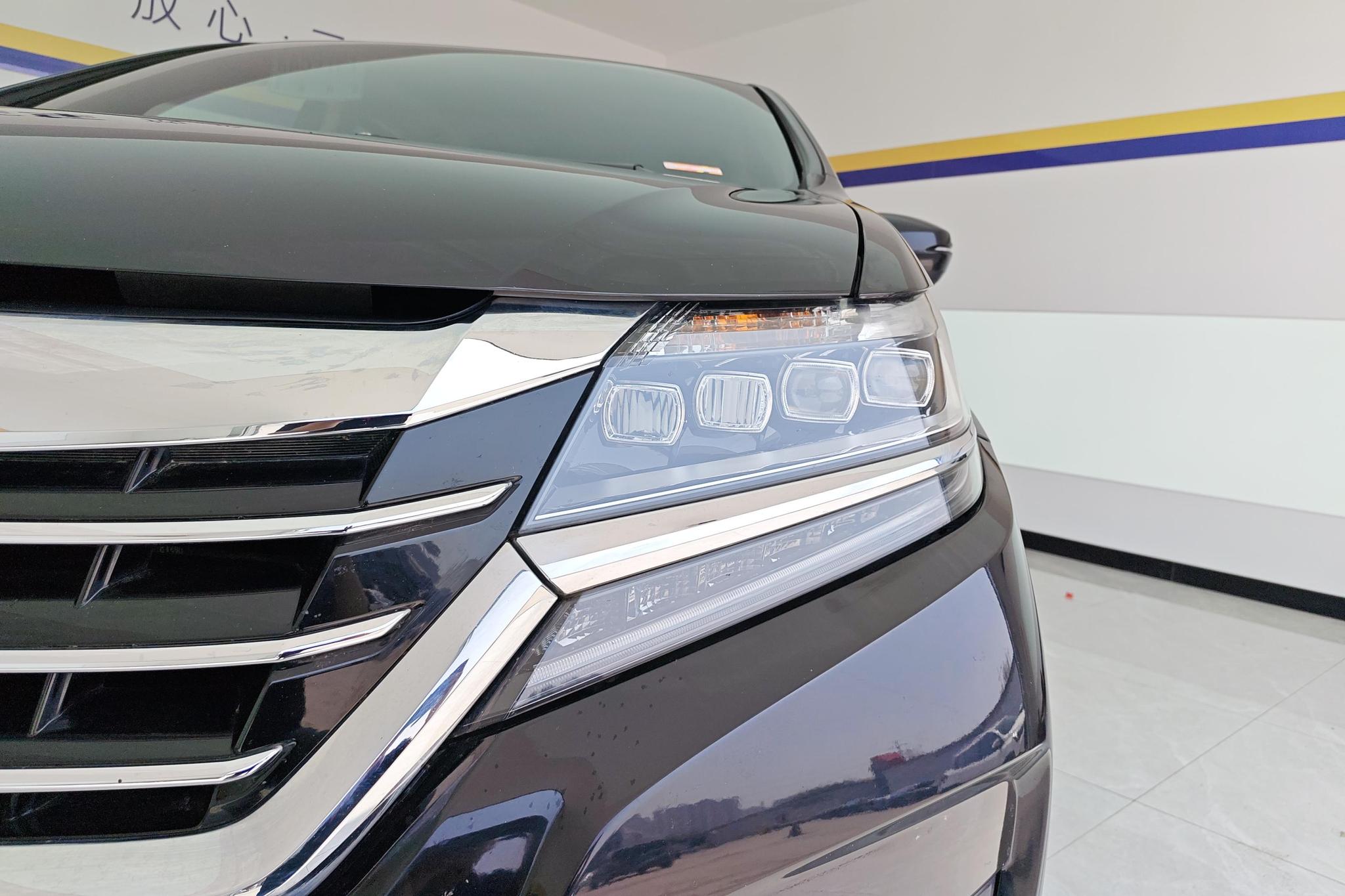 Honda Elysion 2016 2.4L Luxury