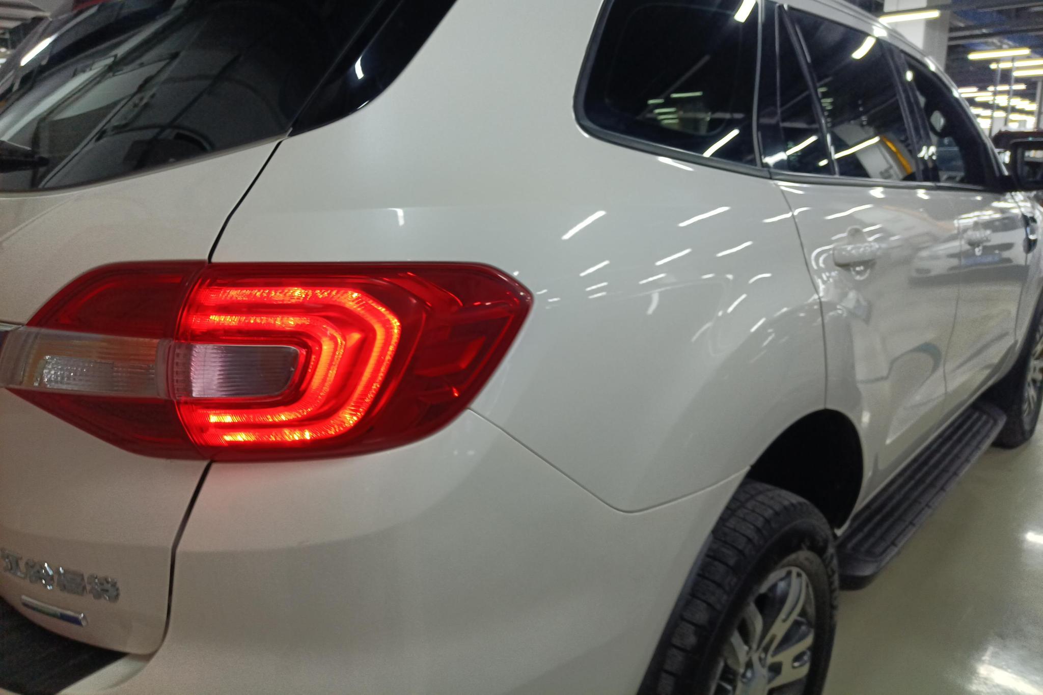 Ford Everest 2020 2.3L GTDi Luxury 5 мест