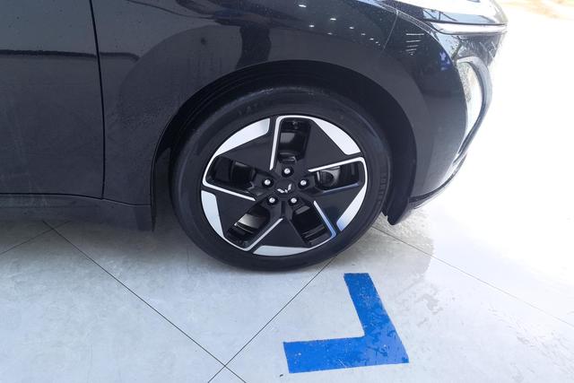 Wuling Starlight — фото 9