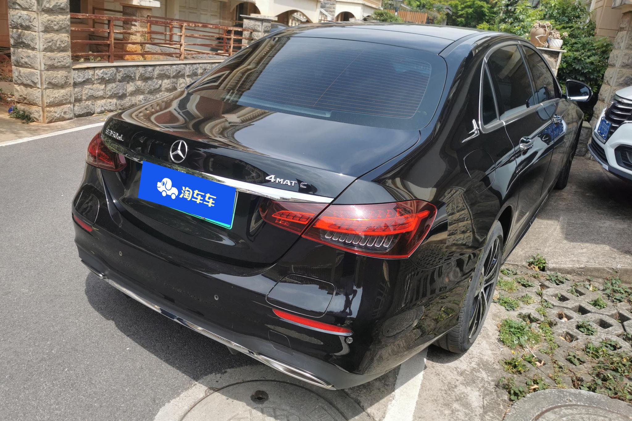 Mercedes-Benz E-Class PHEV E PHEV 2023 E 350 e L Sport