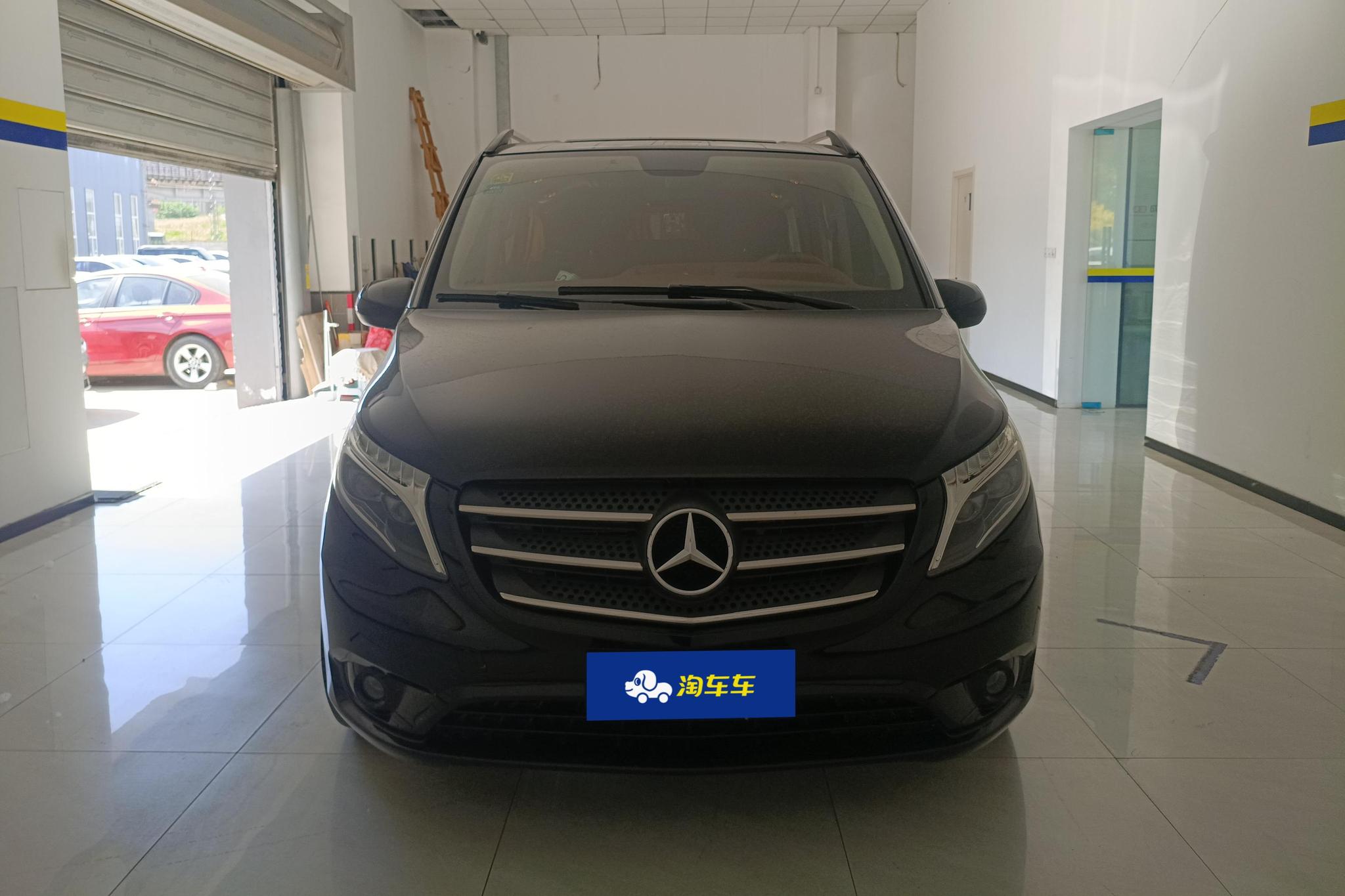 Mercedes-Benz Vito 2018 2.0T 7 мест V